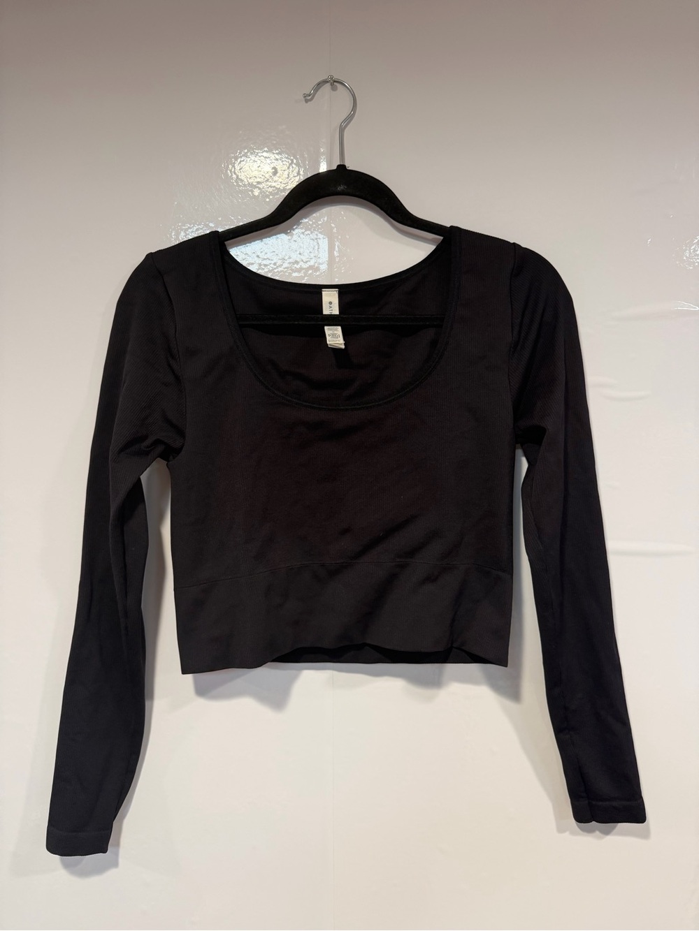Athleta Ribbed Long Sleeve Scoop Neck Crop Top Black Women Size Medium